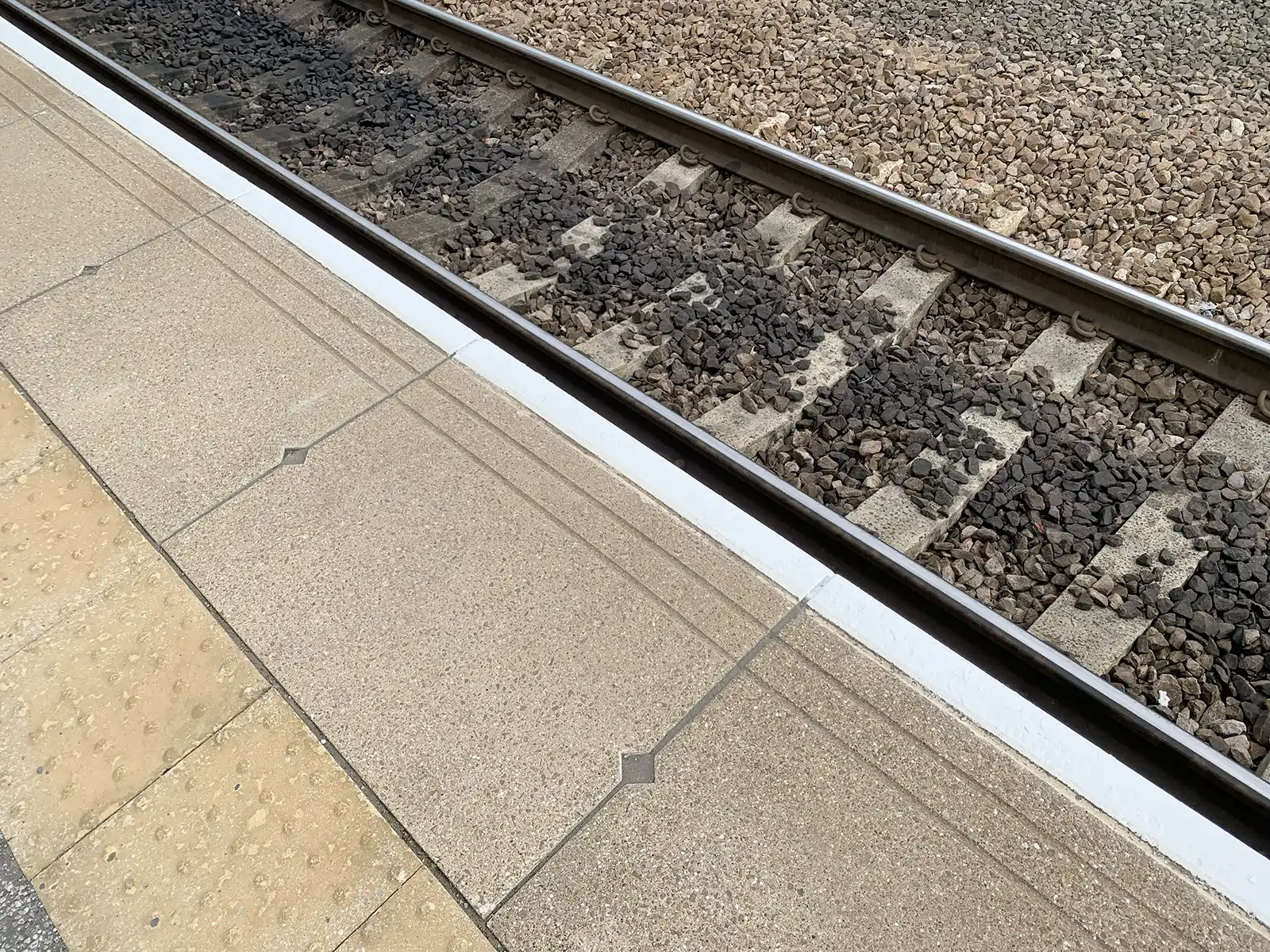 Image of the system in use with a mobile on a Merseyrail train carriage